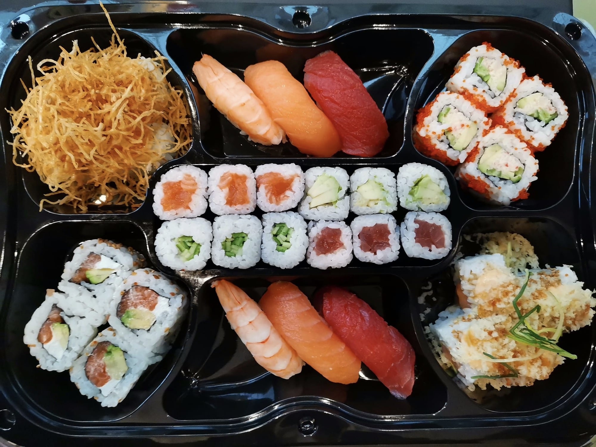 Fukuro Sushi &amp; Sashimi Bar