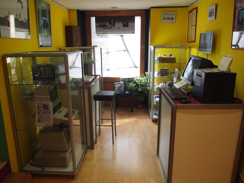 Peek&amp;Poke – Muzej informatike