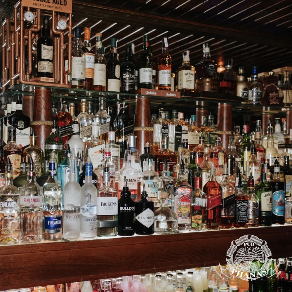 Phanas Pub