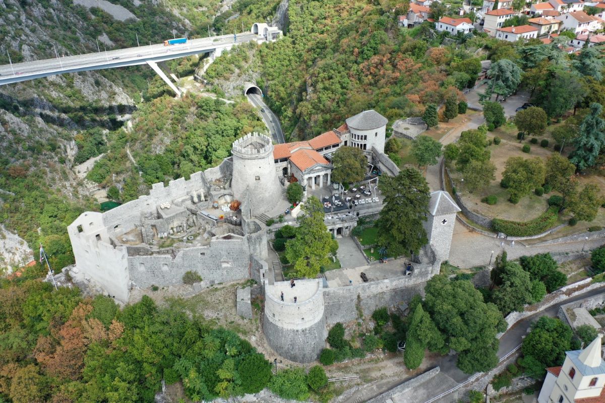 Trsatski kaštel iz zraka_park