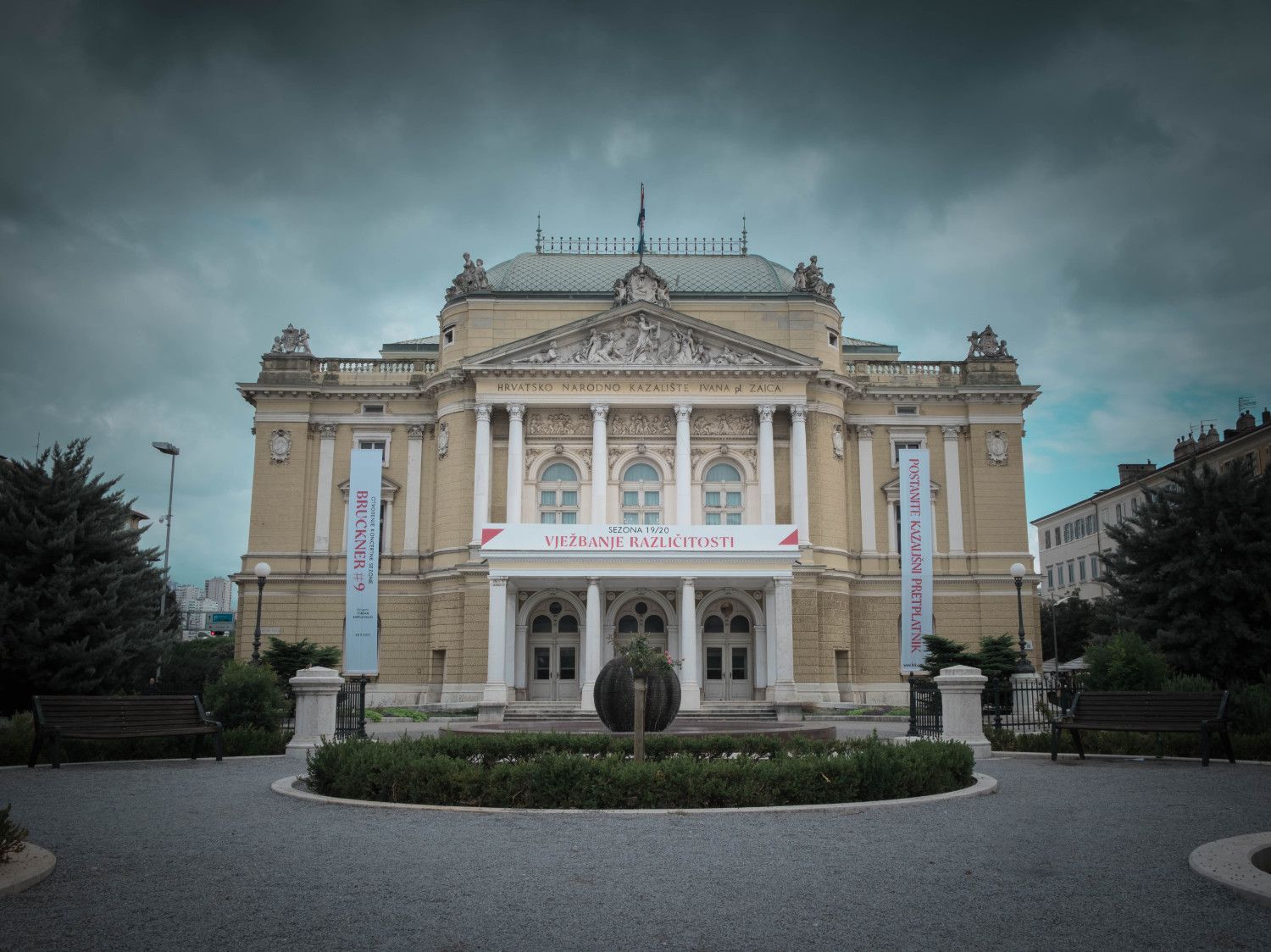 Dozivi Rijeku – Kultura i umjetnost – Kazaliste Zajc