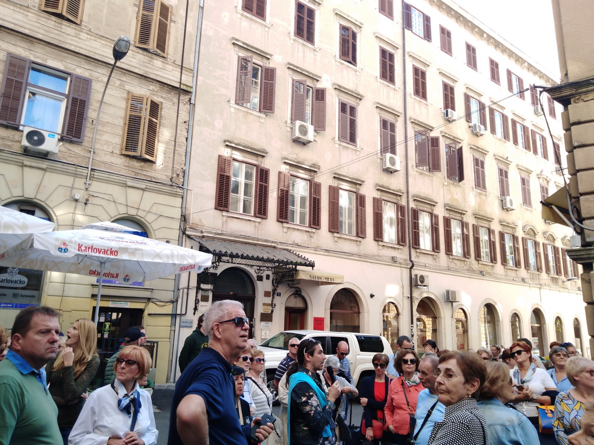 Ulica Blaže Polića 2-Zgrada Hotela de la Ville na Brajdi